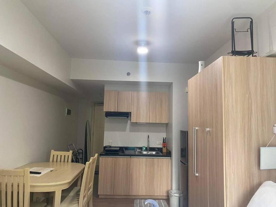 Solinea T3 803a Homely Internet Netflix Apartment *